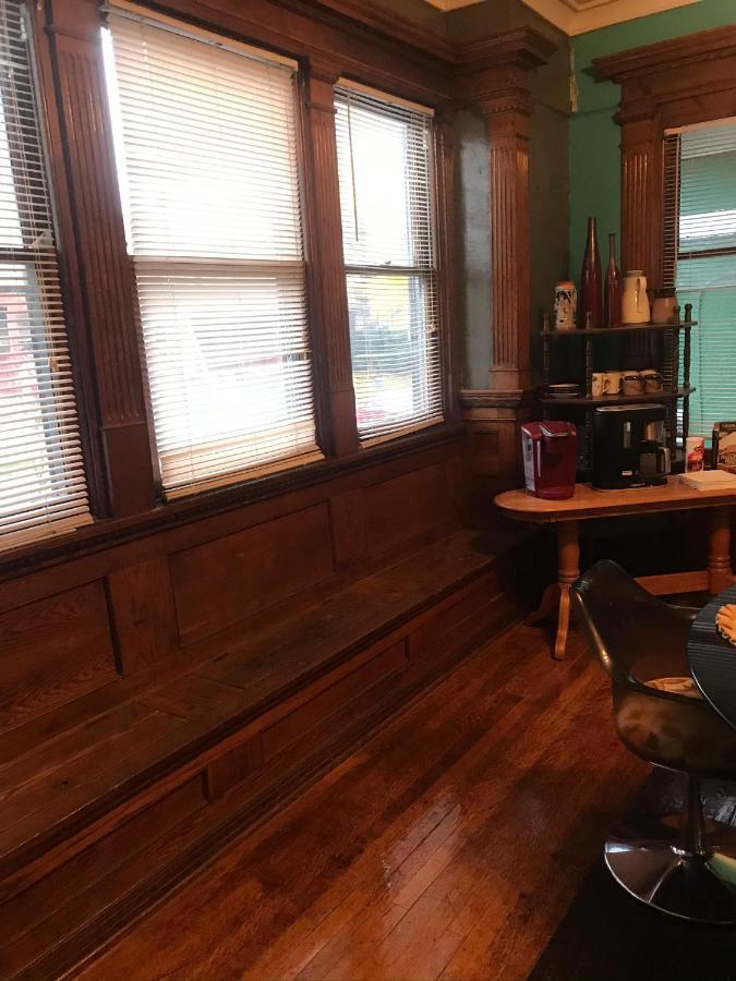 Bed & Breakfast 5 Star Victorian Mansion-downtown No Locals