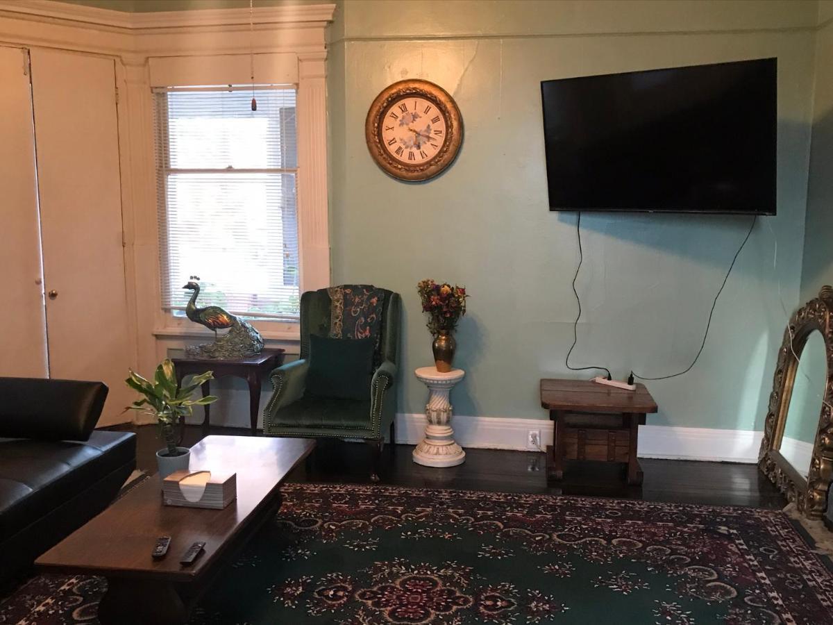 Bed & Breakfast 5 Star Victorian Mansion-downtown No Locals